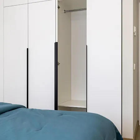 Apartment Cohost I New 3bd House With Terrace *