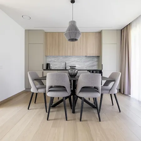 Cohost I New 3bd House With Terrace *
