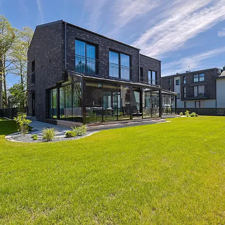 Cohost I New 3bd House With Terrace Palanga